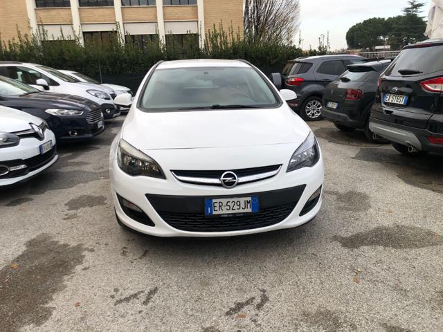 OPEL Astra 1.7 CDTI 110CV Sports Tourer Business Autocarro