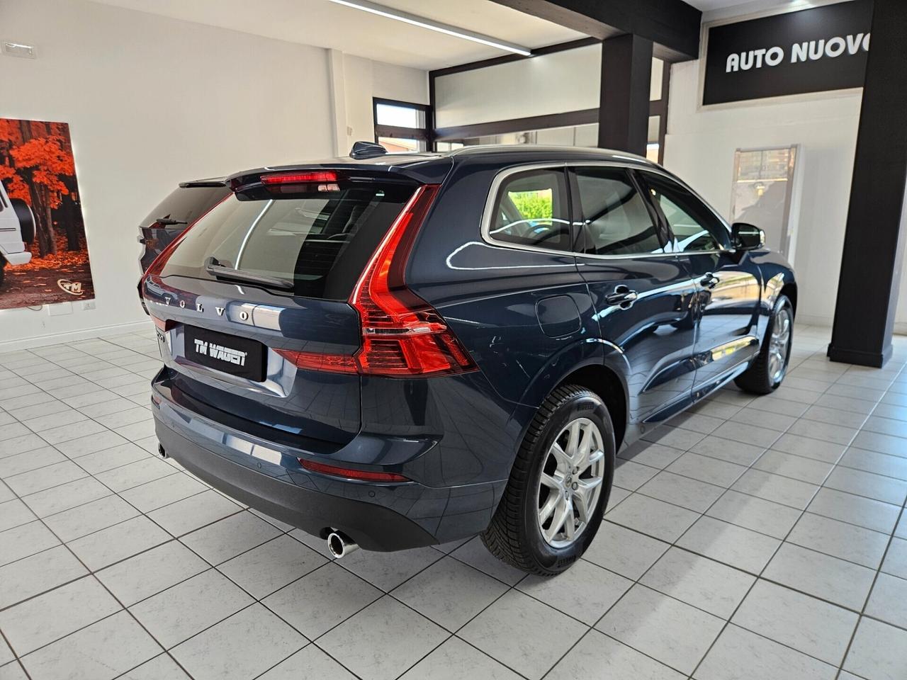 Volvo XC60 2.0 b4 Momentum awd auto my20 - IVA ESPOSTA