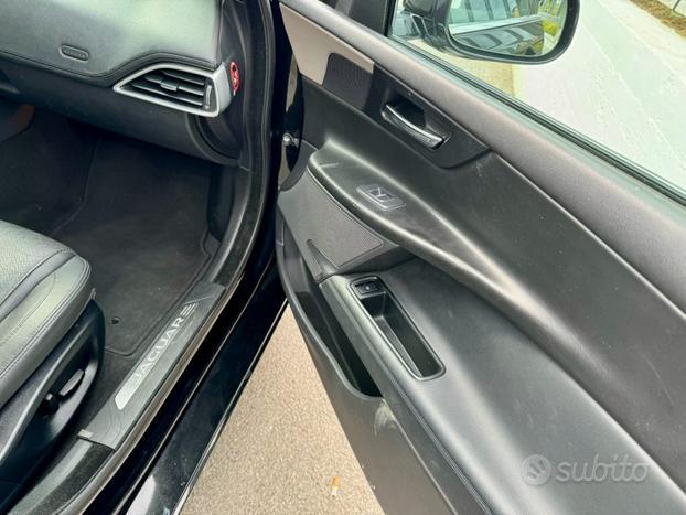 JAGUAR XE 2.0 D Turbo 180CV aut. Prestige