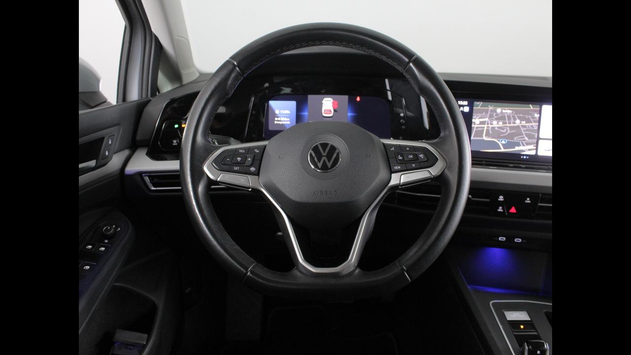 VOLKSWAGEN Golf VIII - Golf 1.0 etsi evo Life 110cv dsg