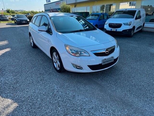 Opel Astra 1.7 CDTI 125CV Sports Tourer Business Autocarro N1