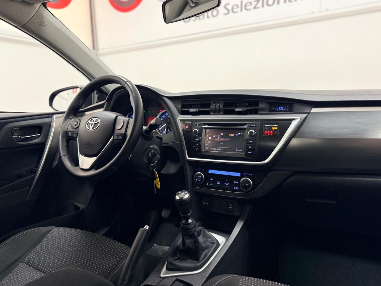 Toyota Auris 2.0 D-4D 124cv 05/2015 Neopatentati Euro 5B