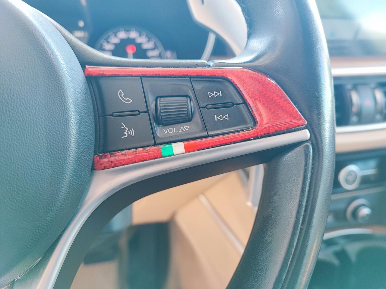 Alfa Romeo Stelvio 2.2 Turbodiesel 180 CV AT8 Q4 Super