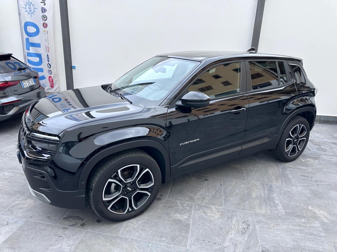 Jeep Avenger 1.2 Turbo 100 CV Summit