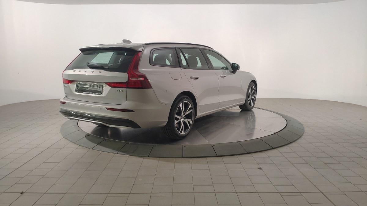 VOLVO V60 B4 Mild Hybrid (D) Automatico Plus Dark