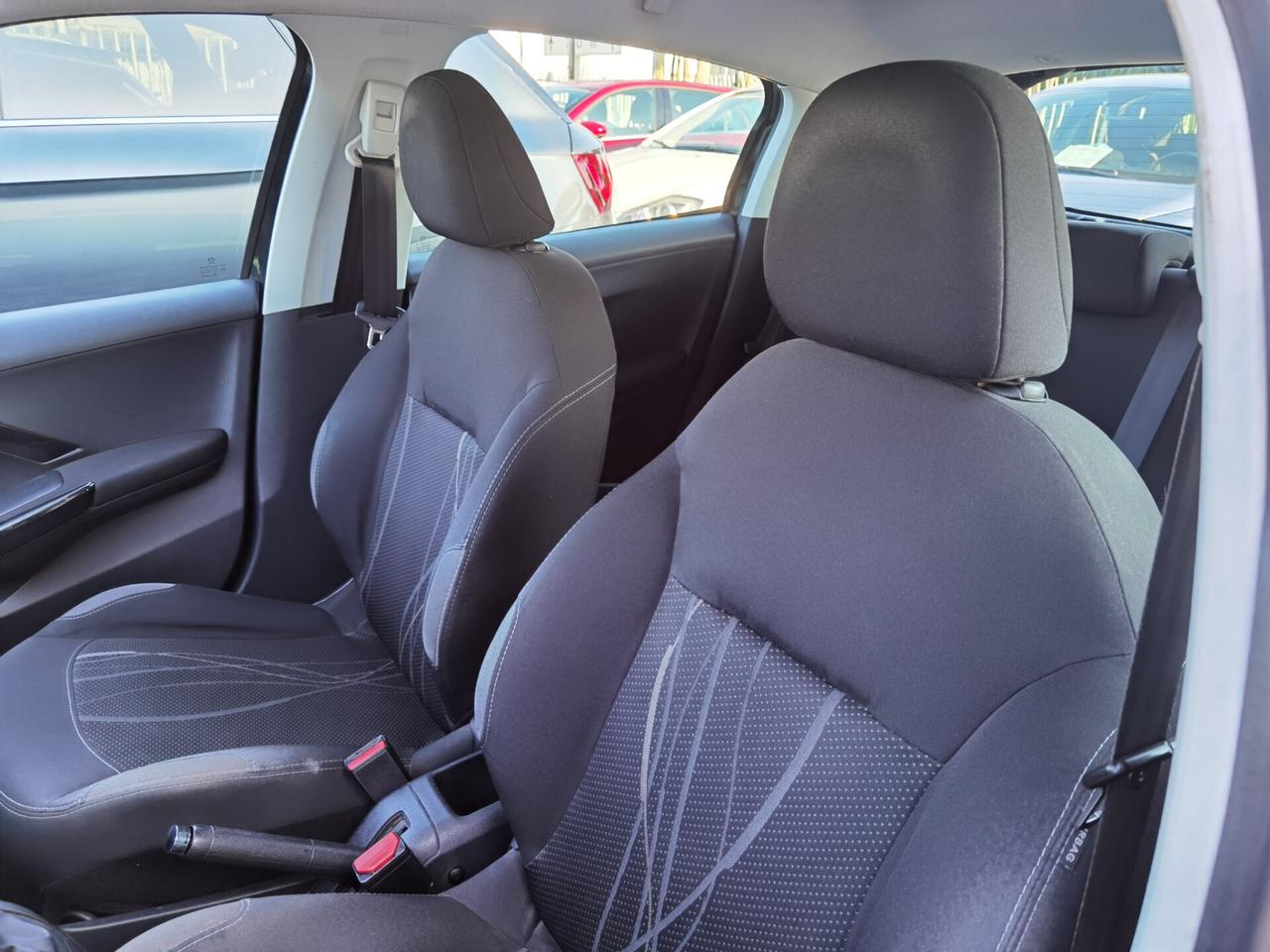 Peugeot 208 1.4 HDi 68 CV 5 porte Active