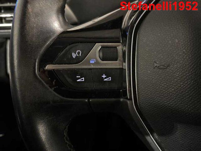 PEUGEOT 3008 II 2021 - 1.2 puretech t Allure Pack s&s 130cv