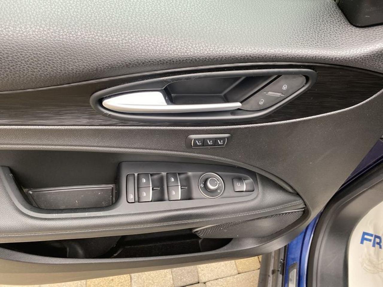 Alfa Romeo Stelvio 2.2 Turbodiesel 190 CV AT8 Q4 Business XENO