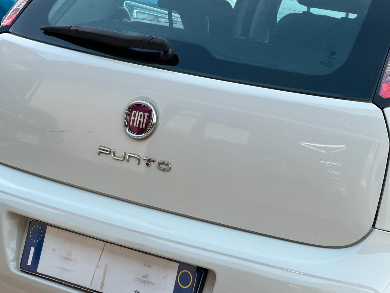 Fiat Punto New 1.3 M.JET 75 cv. 5p LOUNGE (MOTORE DA RIVEDERE)