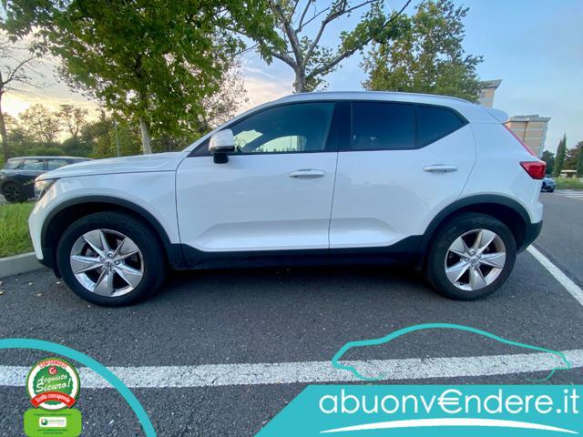 VOLVO XC40 B3 automatico Core
