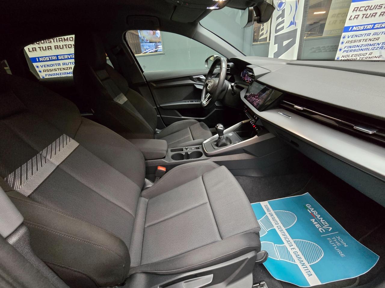 AUDI A3 SEDAN S-LINE LIMOUSINE 110CV 2023