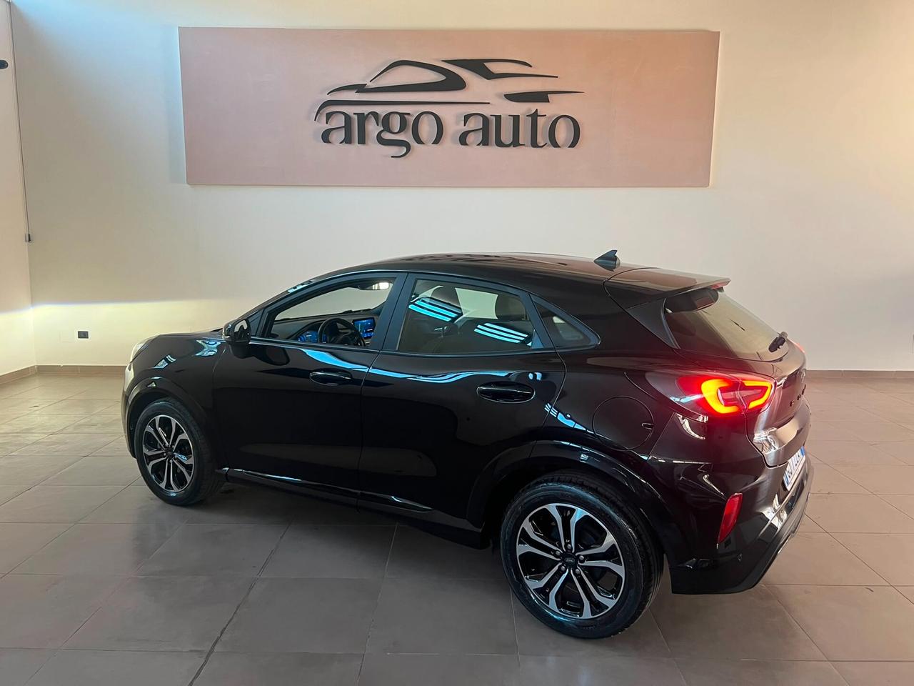 Ford Fiesta 1.0 Ecoboost Hybrid 125 CV 5 porte ST-Line