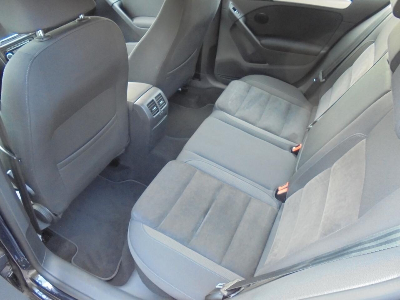 Volkswagen Golf VI 1.6 TDI 105CV DSG HIGHLINE 5 PORTE