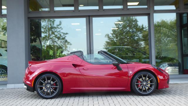 ALFA ROMEO 4C 1750 TBi Spider
