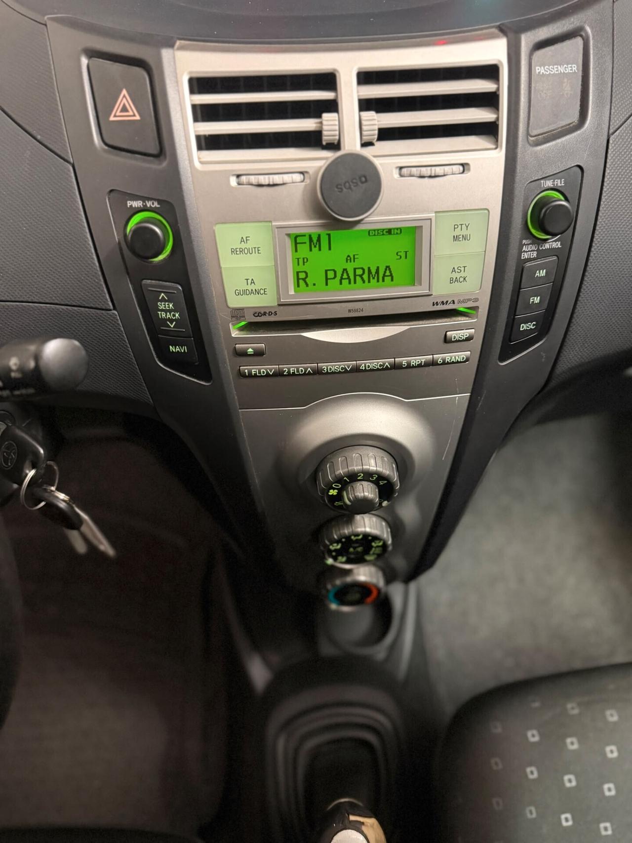 TOYOTA YARIS 1.0 BENZINA GOMMATA NUOVA