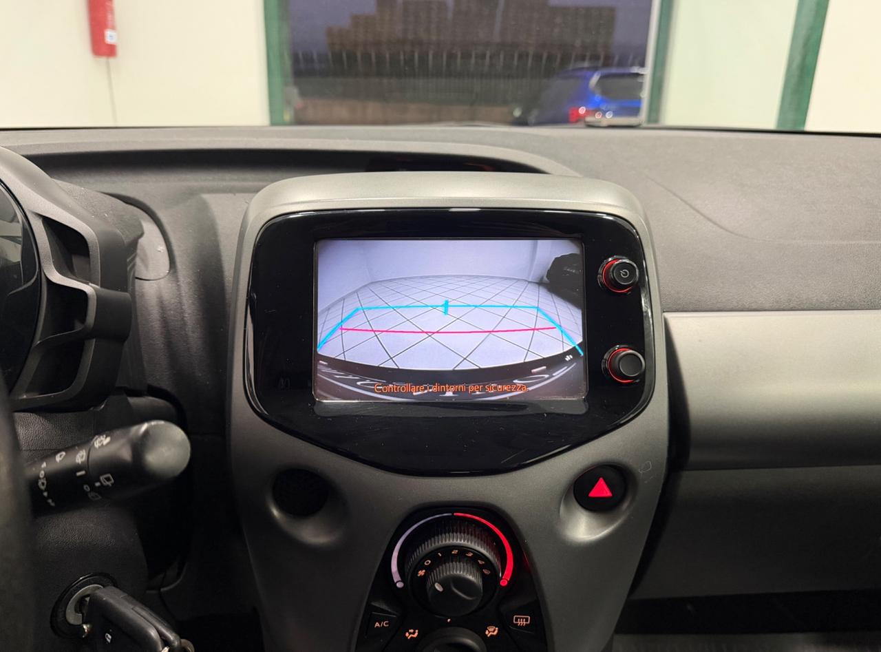 Toyota Aygo 1.0 VVT-i 72 CV 5 porte x-business