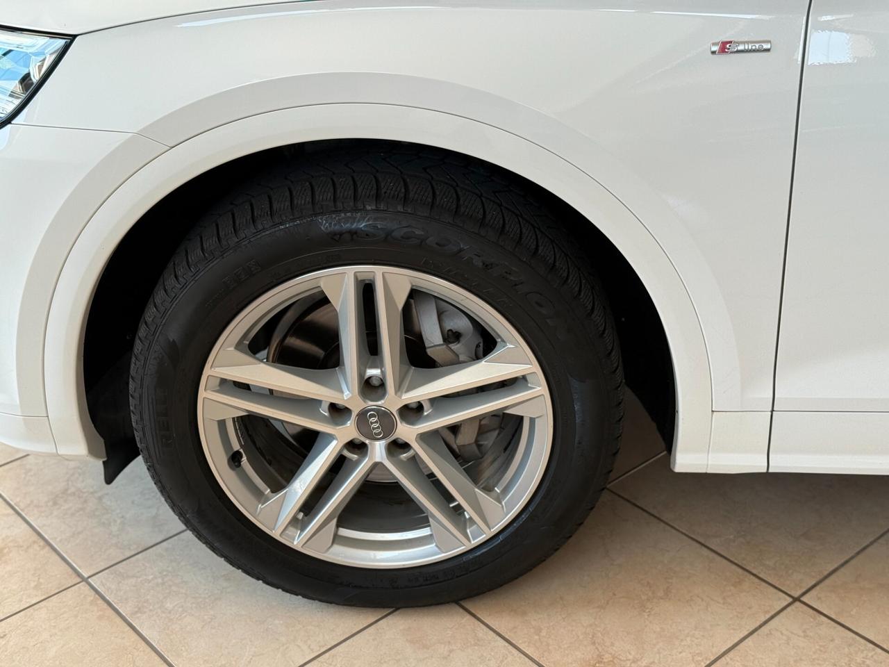Audi Q5 40 2.0 tdi mhev S Line Plus quat 204cv s-tronic