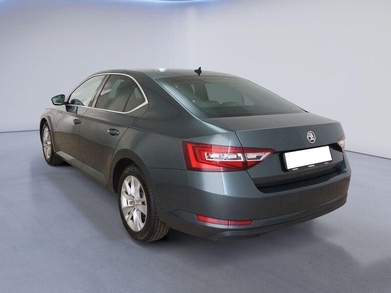 Skoda Superb 2.0 TDI DSG Style