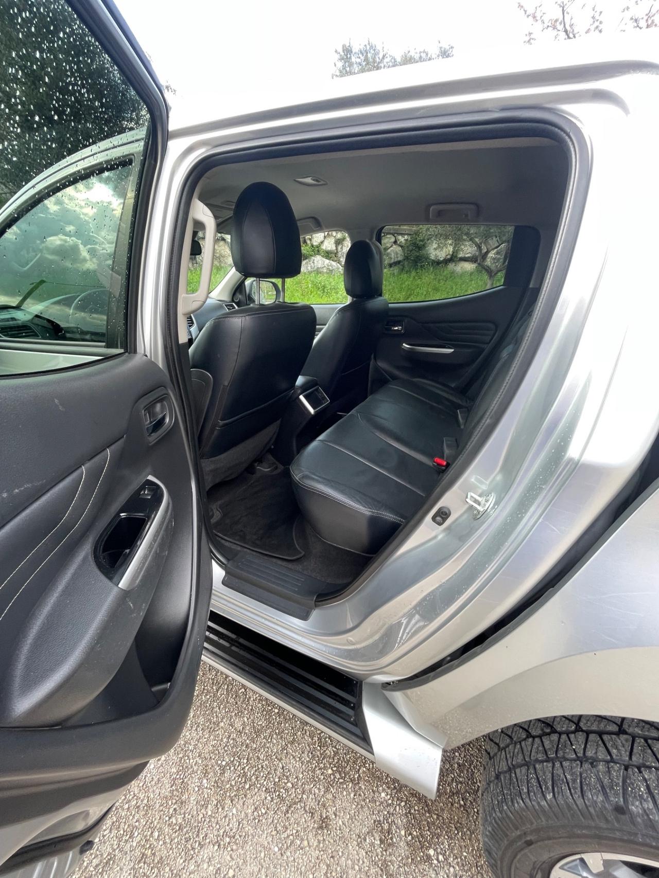 Mitsubishi L200 2.3 D Double Cab 4x4 Hurricane