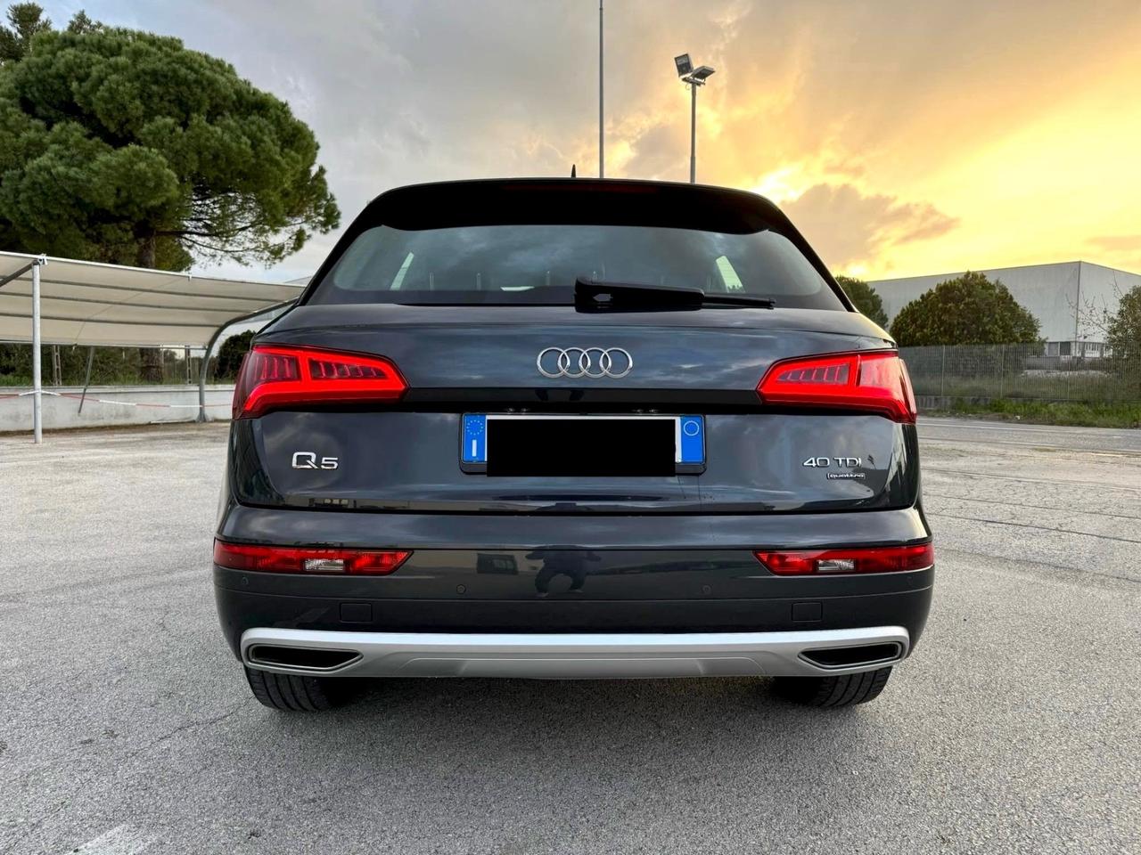 AUDI Q5 2.0 Quattro S-LINE-Virtual Luci Ambient 19