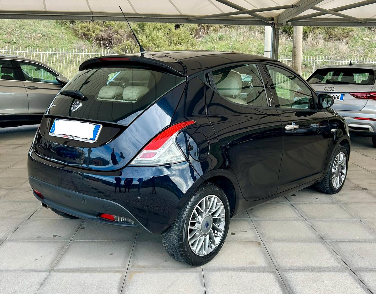 Lancia Ypsilon 1.3 MJT 16V 95 CV 5 porte S&S Gold