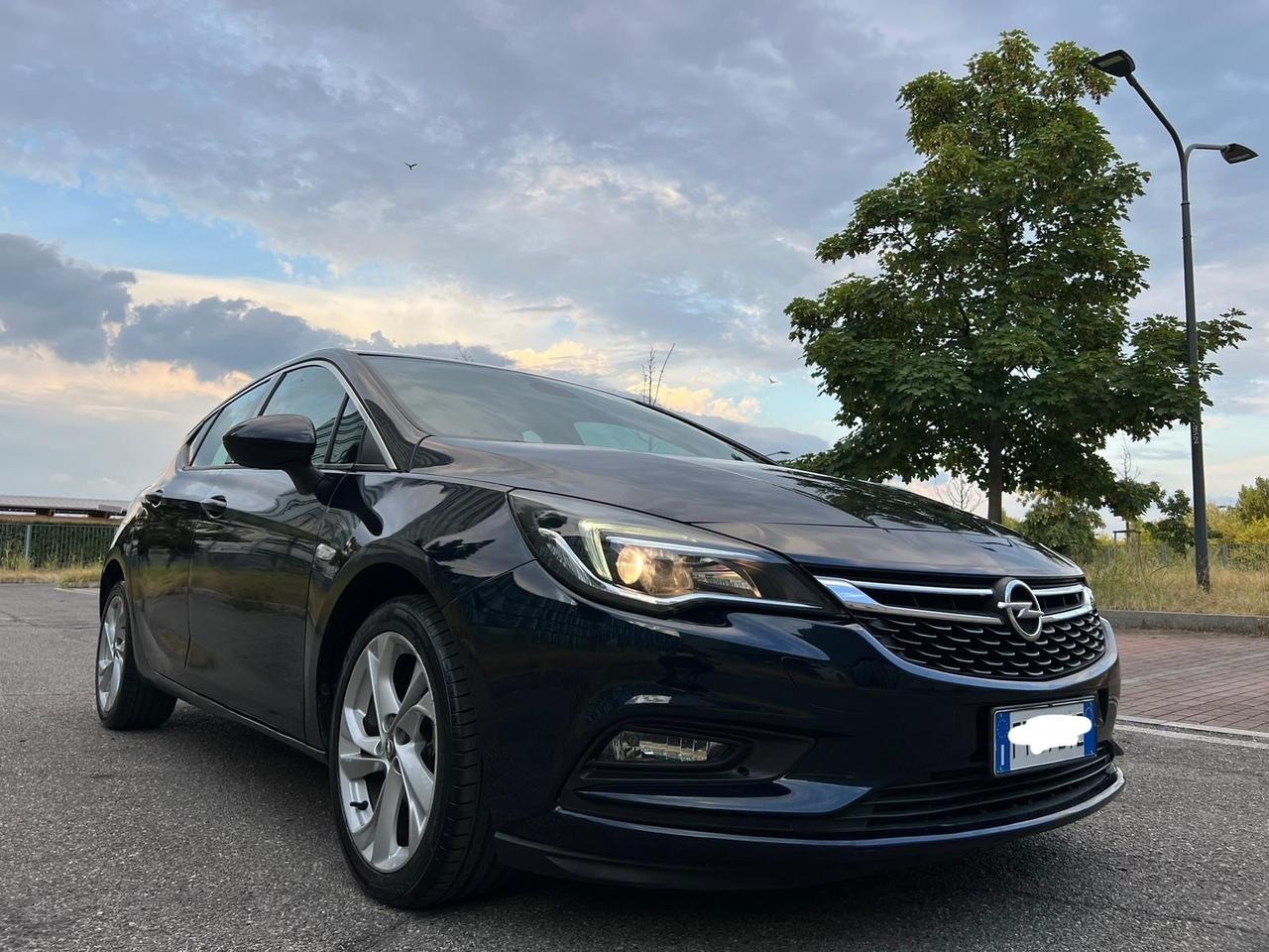 Opel Astra 1.4 Turbo 150CV Start&Stop aut. 5 porte Innovation
