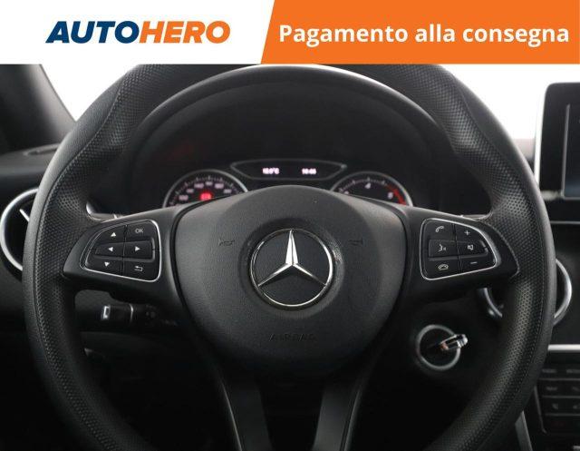 MERCEDES-BENZ A 160 d Automatic Business