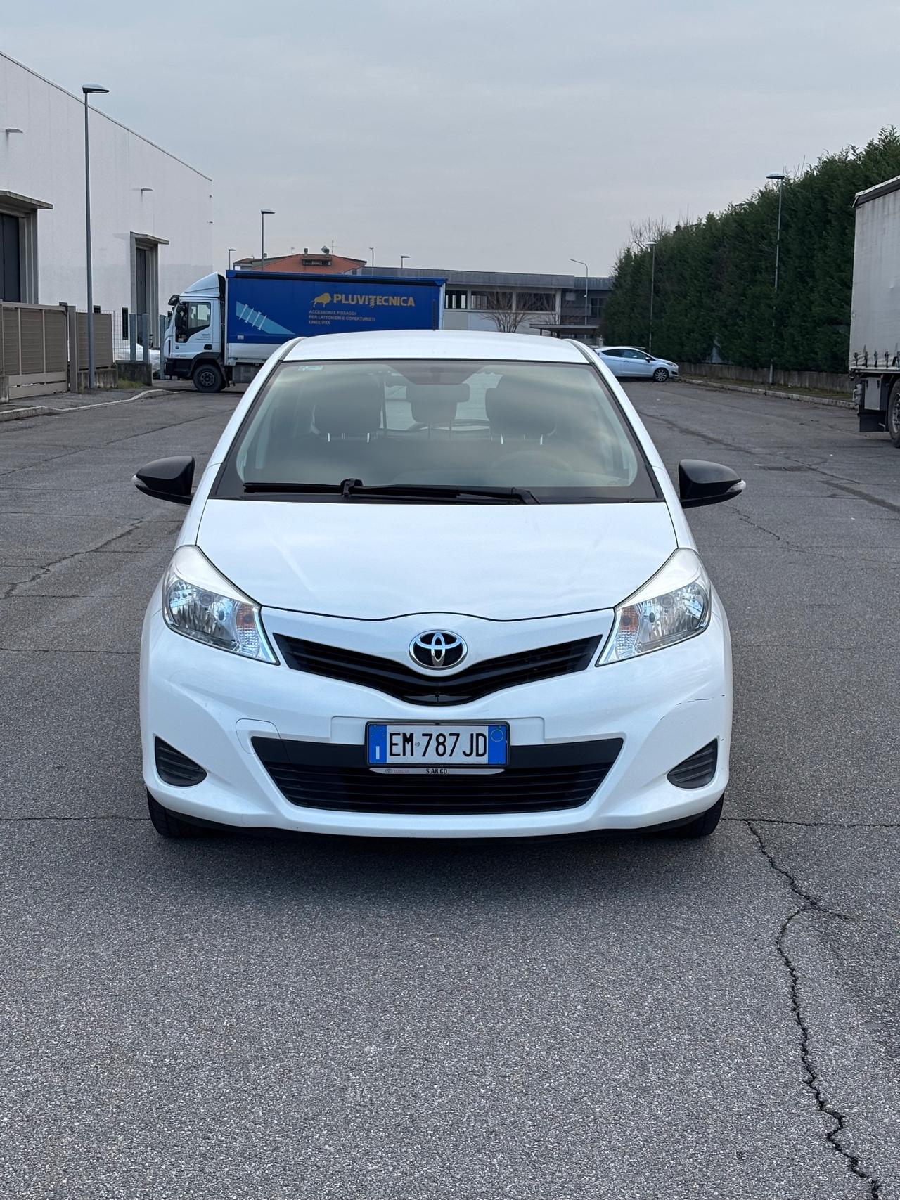 Toyota Yaris 1.0 5 porte GARANZIA TOYOTA