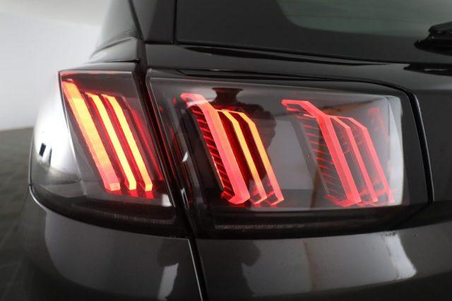 PEUGEOT 3008 3008 BlueHDi 130 S&S EAT8 Active Business