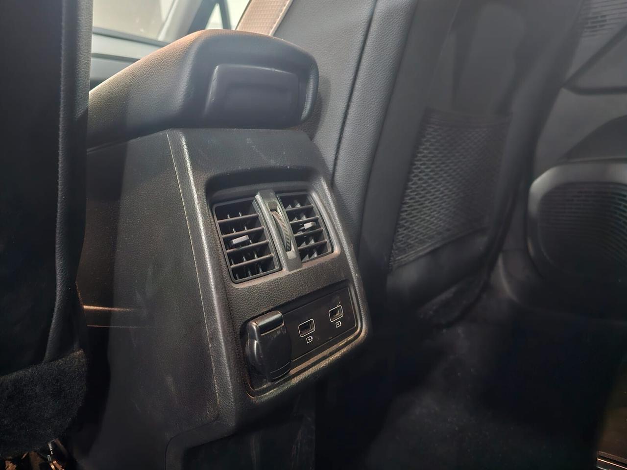 NUOVA RENAULT CAPTUR INTENS ENERGY BICOLOR EDITION 1.0 TCE 101CV B/GPL