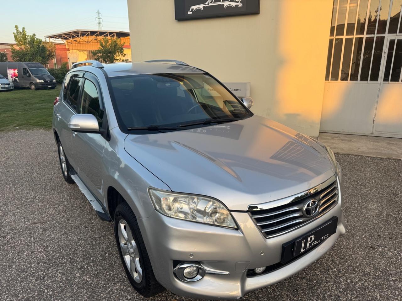Toyota RAV 4 RAV4 Crossover 2.2 D-4D 150 CV DPF Exclusive