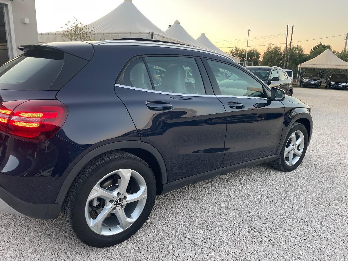 MERCEDES - Classe GLA - GLA 200 d Automatic Premium