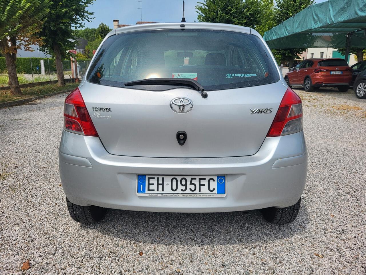Toyota Yaris 1.0 5 porte