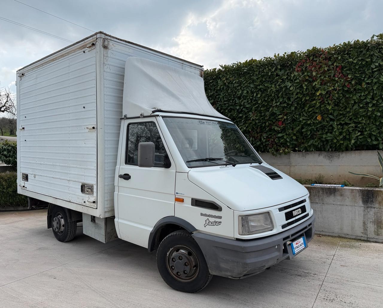 Iveco Daily Furgone 30.8 Basic km 187000