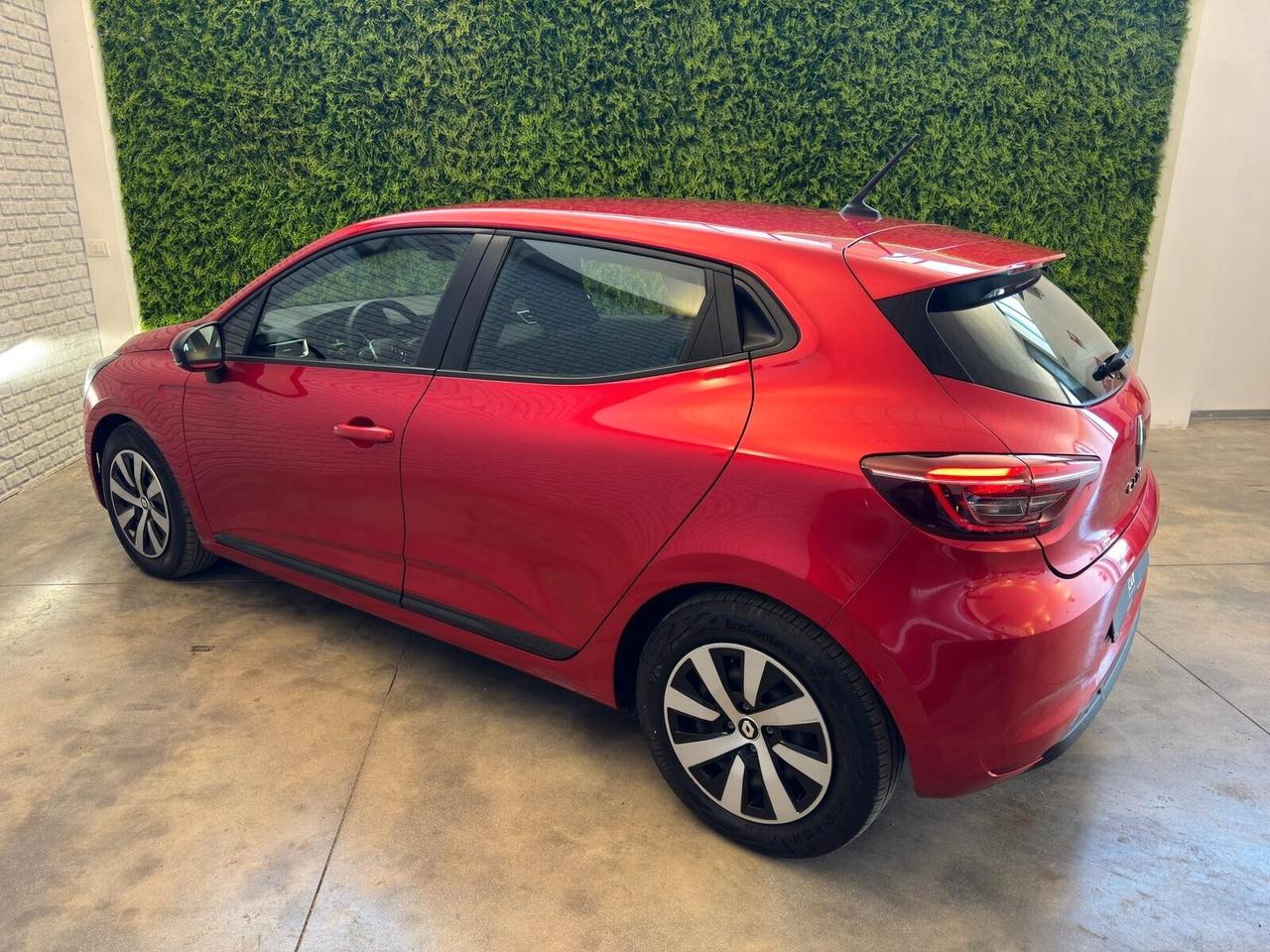 Renault Clio Full Hybrid E-Tech 145 CV 5 porte Equilibre