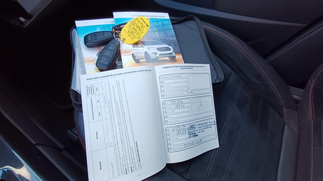 Ford Kuga 1.5 TDCI 120 CV S&S 2WD ST-Line