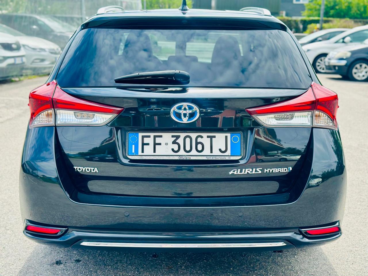Toyota Auris Touring Sports 1.8 Hybrid Lounge
