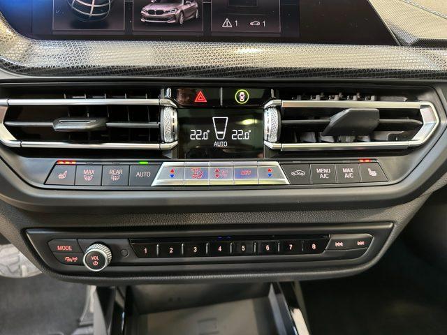 BMW 118 i Msport Auto - LED - 18" - Tetto - Carplay - Luci