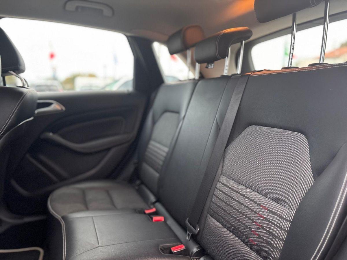 MERCEDES - Classe B - B 200 Automatic 4Matic Premium