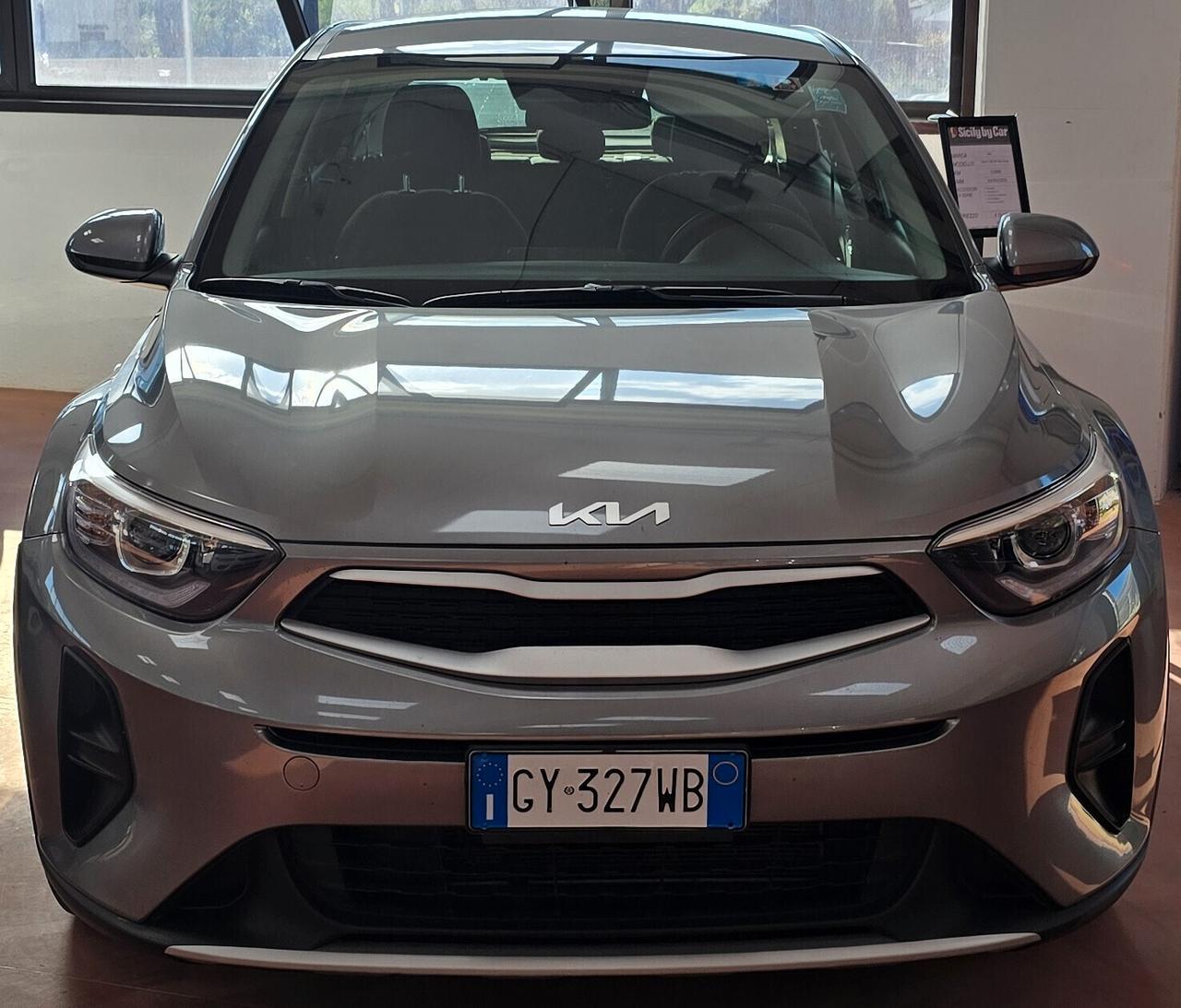 Kia Stonic 1.2 Urban DPI 80 CV (59 kW) - Il Urban Crossover Compatto e Affidabile