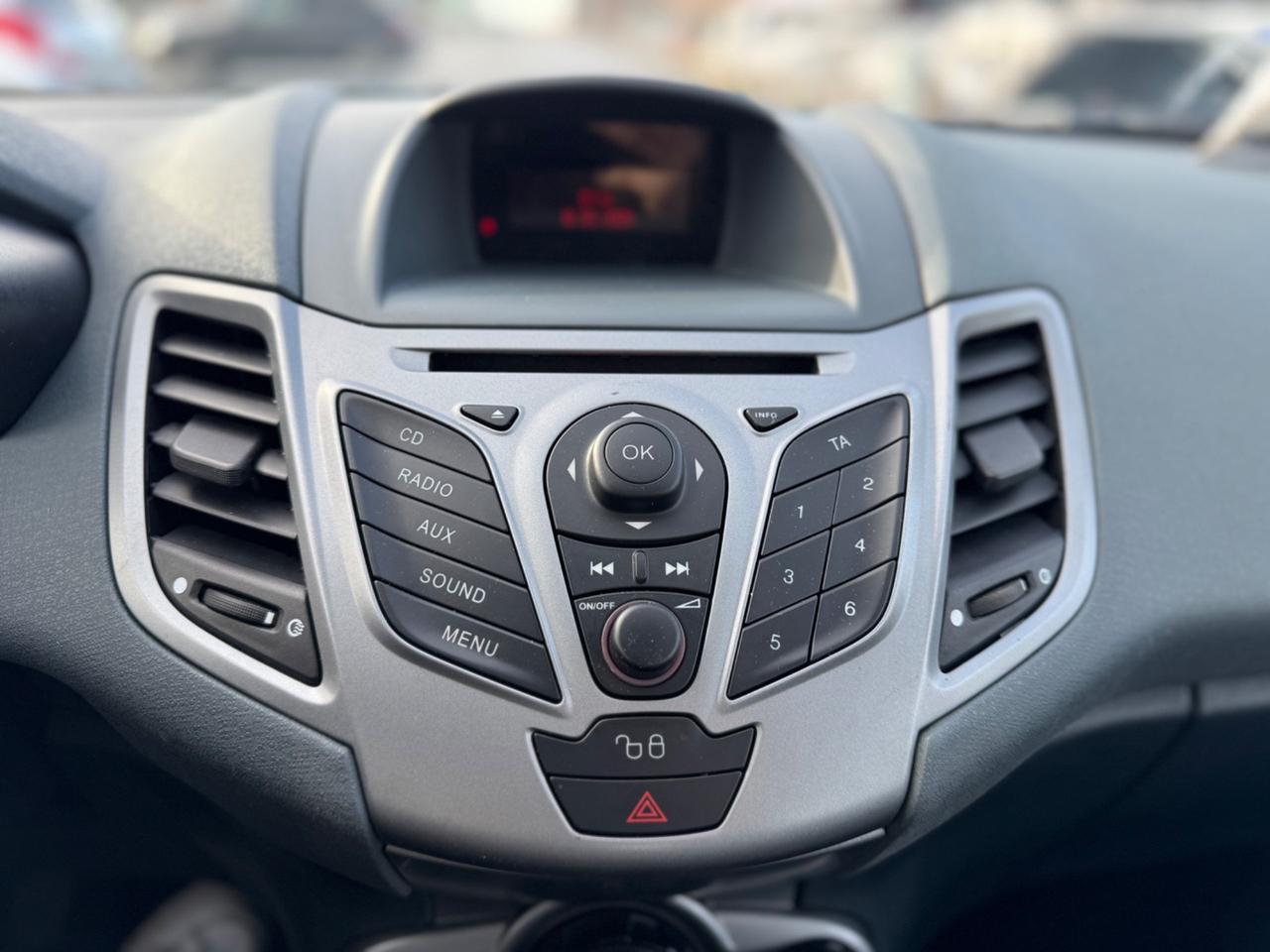 FORD FIESTA 1.4 BENZINA GPL VALIDO FINO ALL 2030 GARANZIA