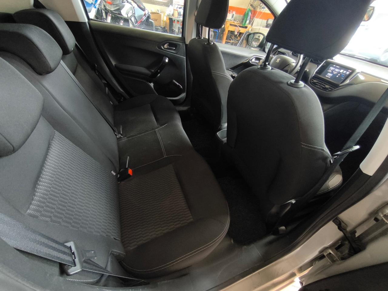 PEUGEOT 208 1,2 BENZ- KM 70000-UNIPROPRIETARIO-EURO 6