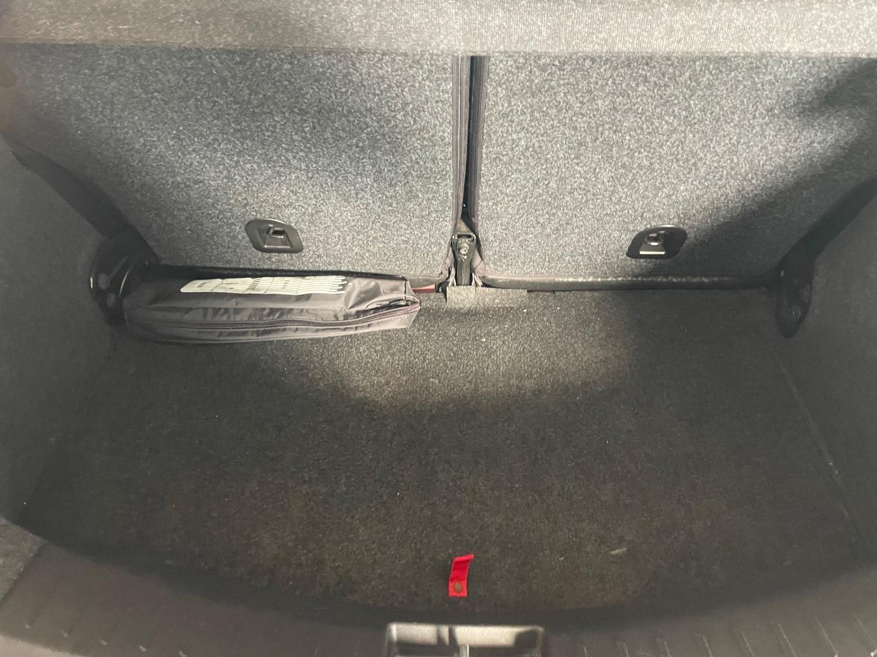 Lancia Ypsilon 1.2 69 CV 5 porte Elefantino - Nessun vincolo -