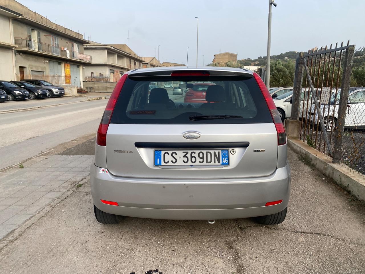 Ford Fiesta 1.4 TDCi 5p. UNICO PROPRIETARIO