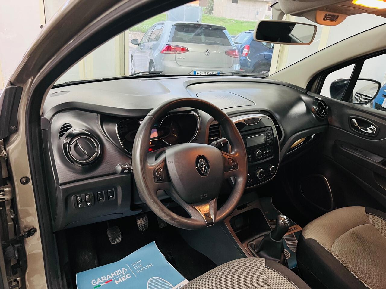 Renault Captur 1.5 dCi 90 CV anno 2015.