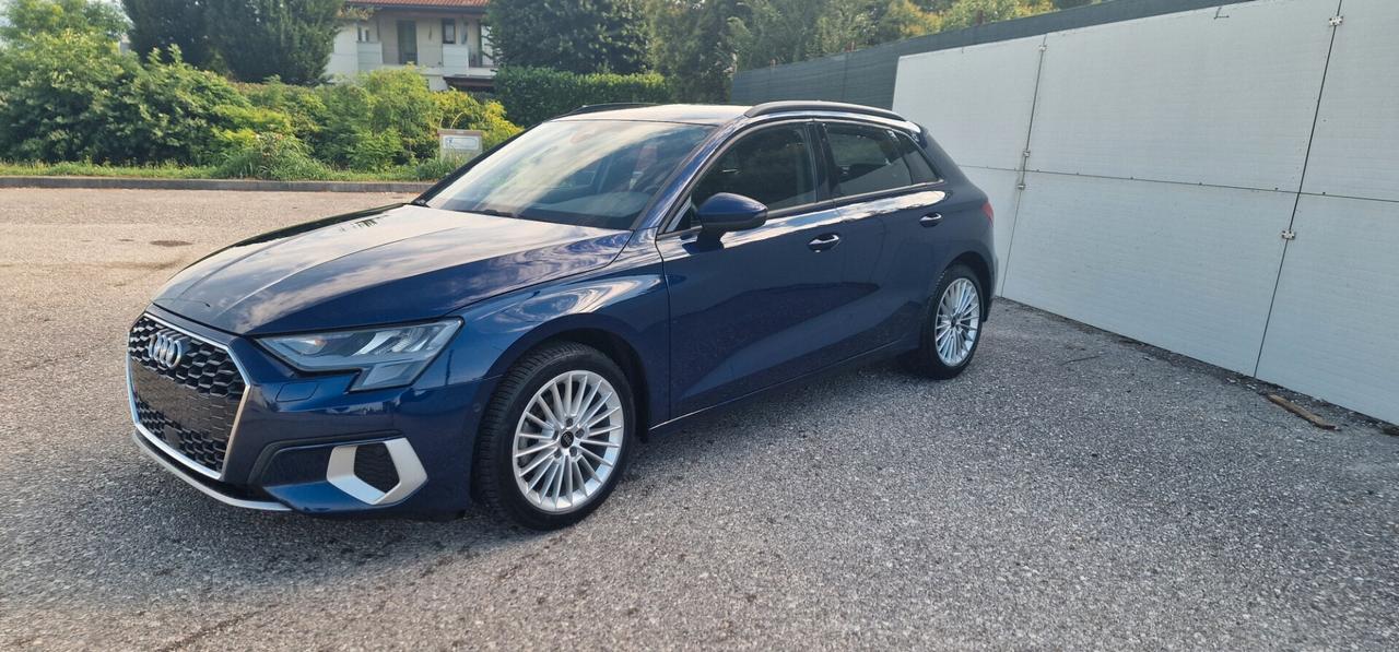 Audi A3 SPB 35 TFSI S-Tronic Business Advanced