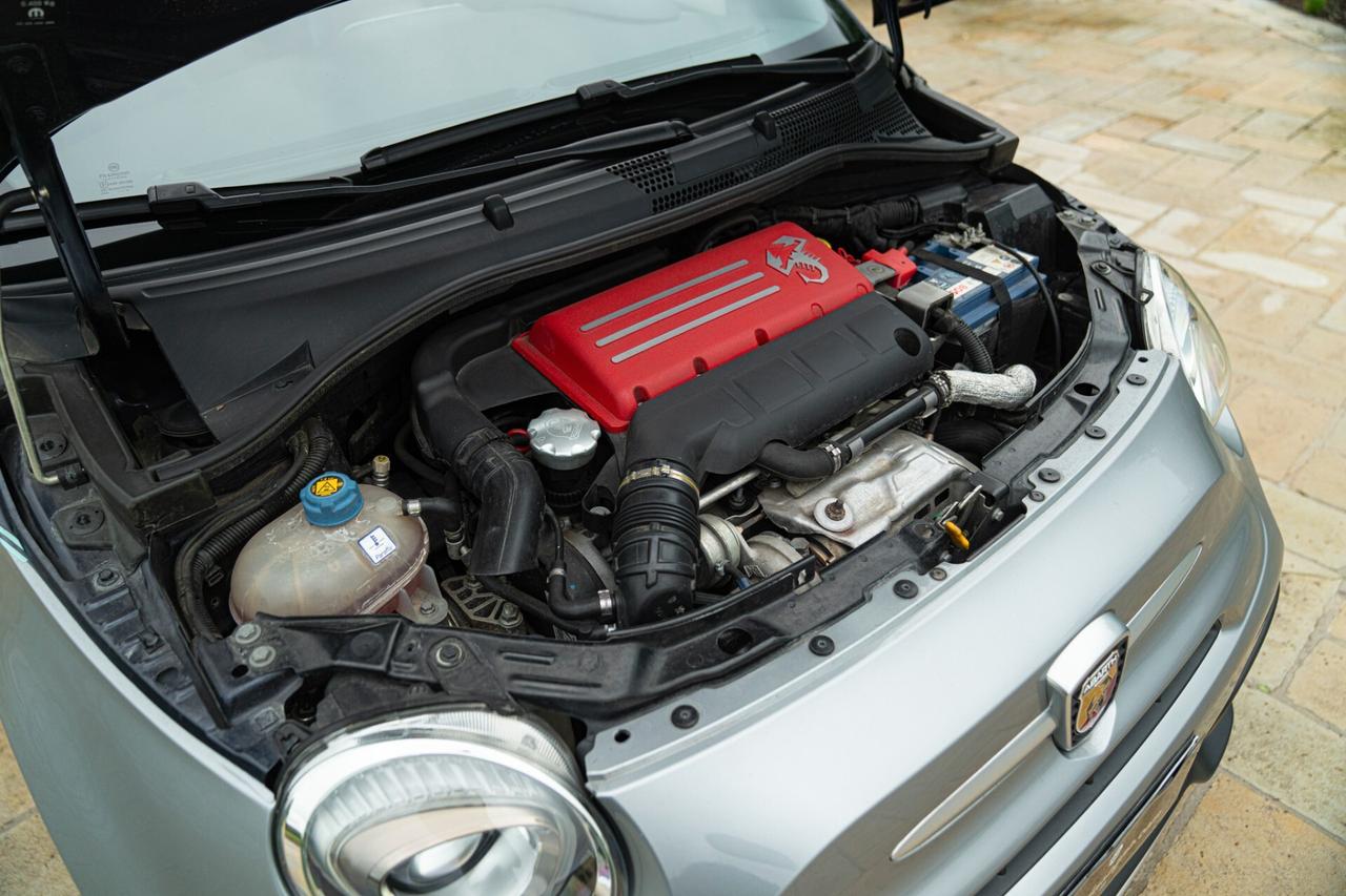 Abarth 695 RIVALE - RDS01875