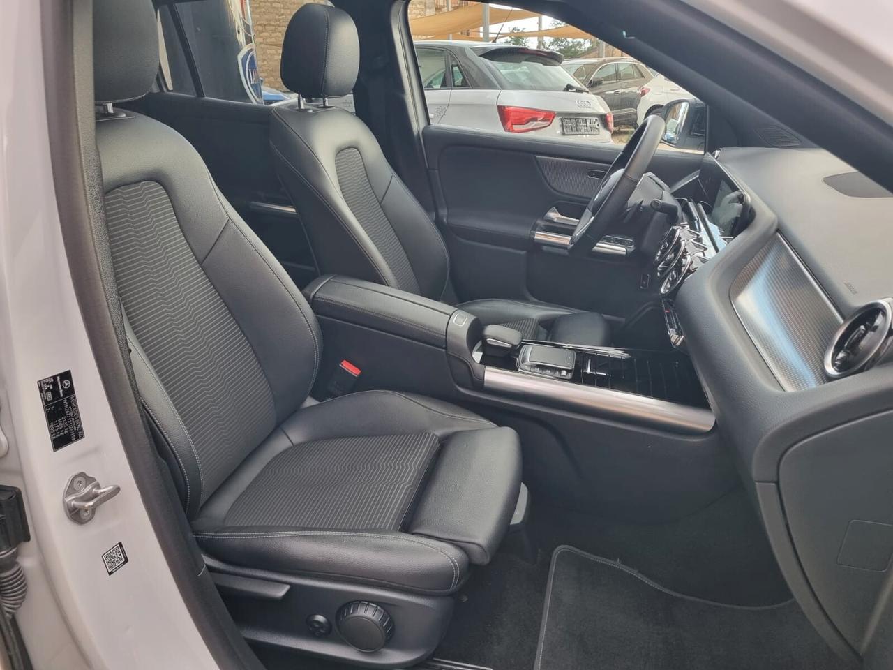Mercedes-benz GLA 200 d Automatic Sport Plus TETTO APRIBILE