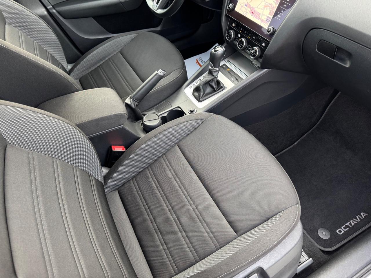 SKODA OCTAVIA 1.5 DSG Style G-Tec Metano - Navi