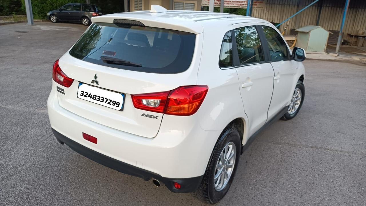 Mitsubishi ASX 1.6 diesel 2017 navigatore e retrocamera